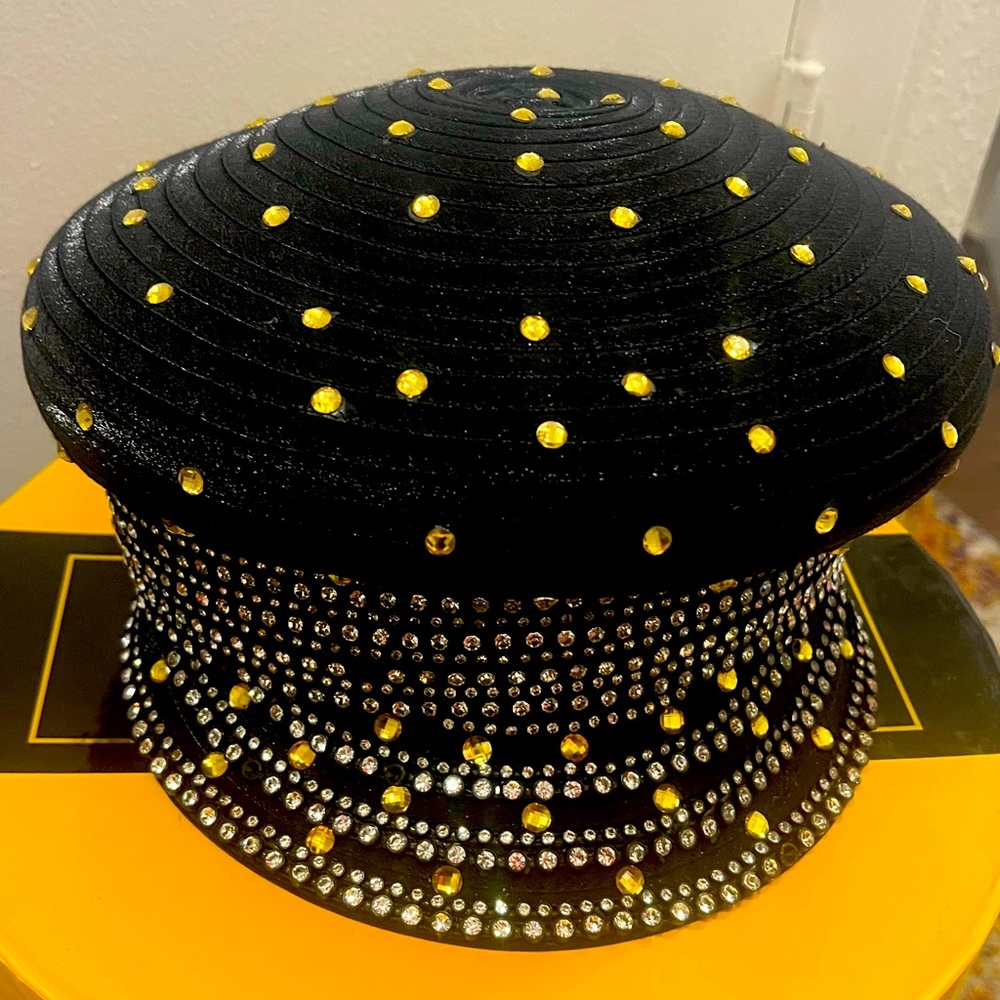 ❤️#6 Donna Vinci Black/Gold rhinestones Church Lady Hat. Stunning & Elegant